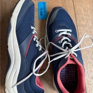 Vionic Men's Blue and Red Sneakers
